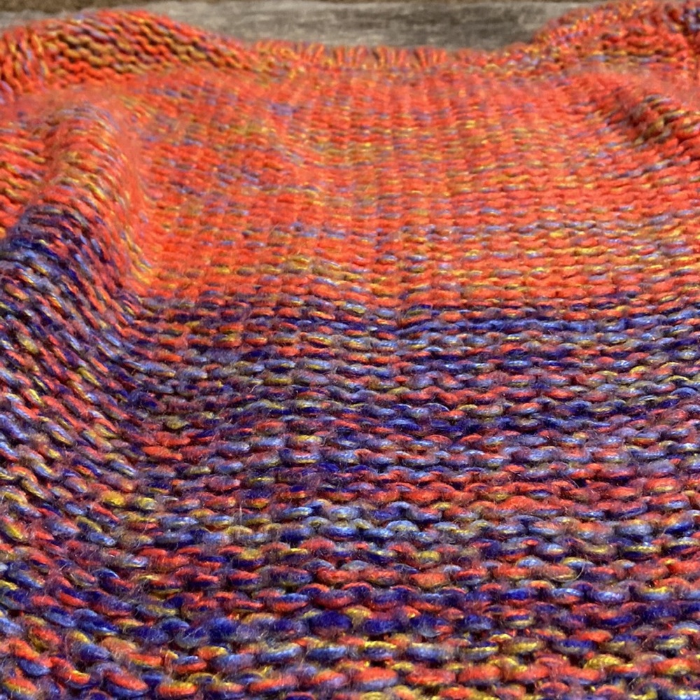 Wet Seal Womanโs Knit Sweater Size Medium (could work for a small) - Picture 6 of 13